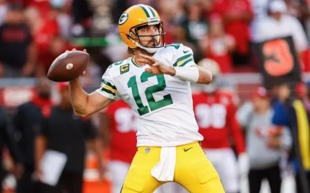 Steelers QB Aaron Rodgers Declares His Love for the Packers and Plans to Retire with Green Bay