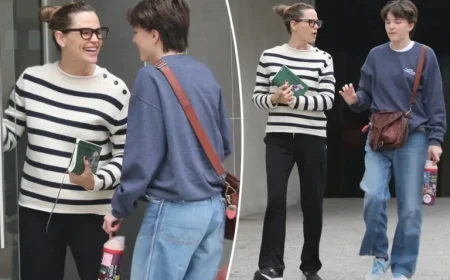 Jennifer Garner and Daughter Seraphina, 16, Enjoy Relaxed Weekend Outing