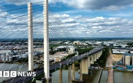 Pedestrian Incident Shuts Down Dartford Crossing M25 Bridge