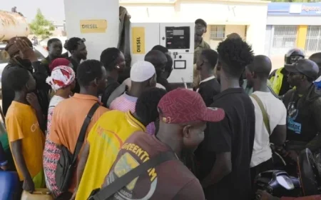 Mali Faces Critical Fuel Shortage as Militants Impose Unprecedented Blockade