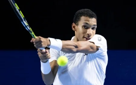 Auger-Aliassime Triumphs Over Müller at Tournoi de Paris