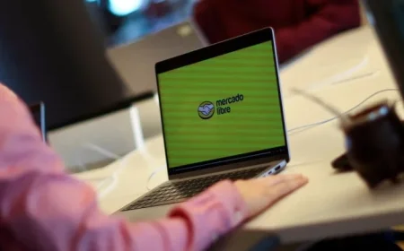 MercadoLibre Beats Revenue Forecast, But Net Profit Falls Short