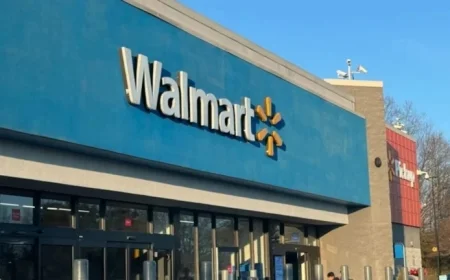 Walmart Stores Remain Open November 1, Despite SNAP Benefit Concerns