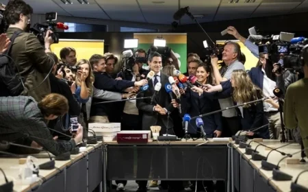 Geert Wilders Urges Delay in Explorer Appointment as PVV and D66 Vote Gap Narrows to 1886