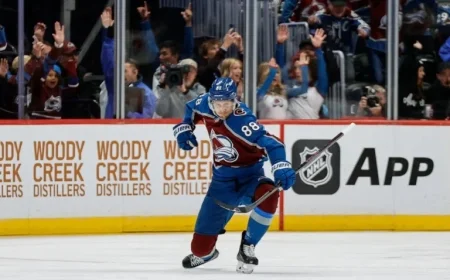 Avalanche Secure Martin Necas with Eight-Year Contract Extension