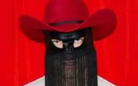Orville Peck Unveils ‘Appaloosa’ EP Featuring New Single ‘Drift Away’