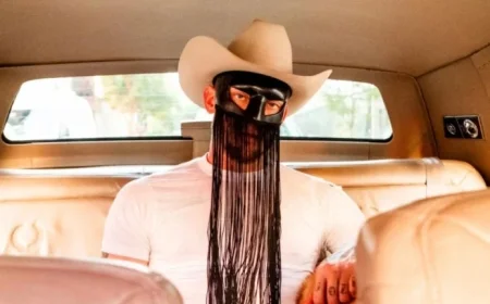 Orville Peck Releases ‘Drift Away’ and Announces ‘Appaloosa’ EP