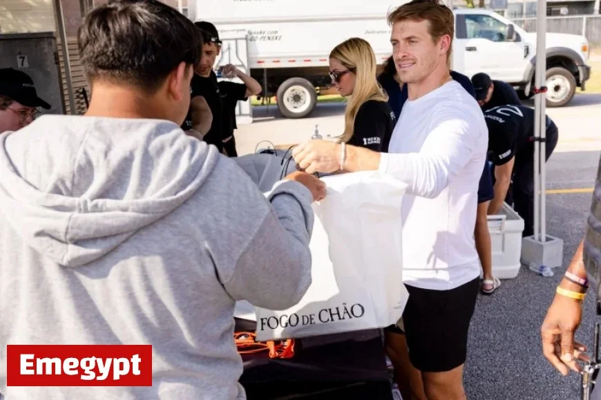 Houston Texans’ Braxton Berrios and Fogo de Chão Partner With No Kid Hungry to Support Eisenhower High Community