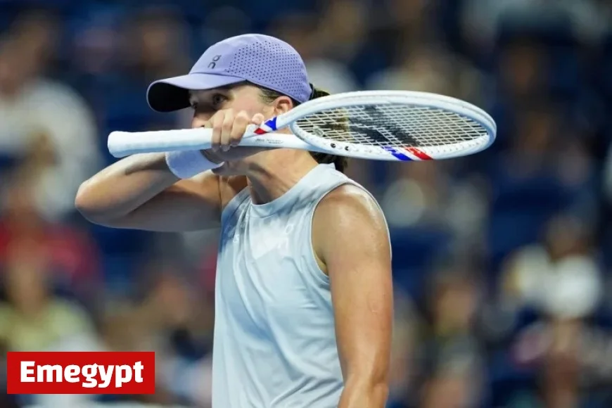 Iga Świątek’s Stunning Bagel Loss to Emma Navarro Highlights Challenges of Adapting Tennis in Real Time