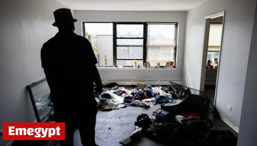 Chicago immigration raid at apartment building leaves residents feeling defeated and reeling