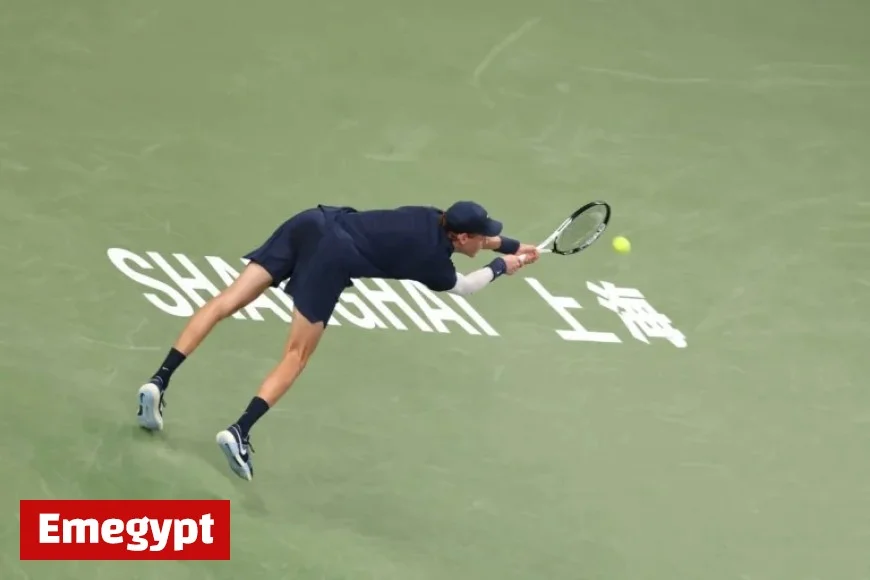 Jannik Sinner Withdraws from Shanghai Masters Due to Right Leg Injury