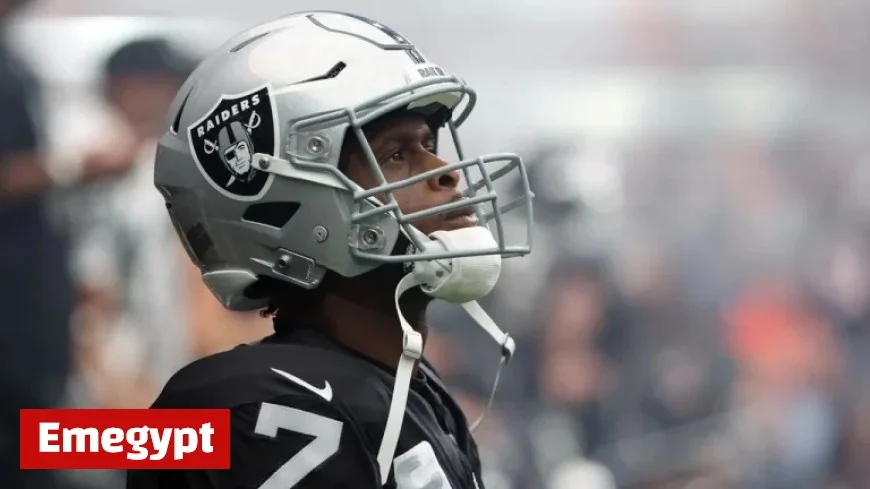 Raiders’ Smith Admits Struggling After Throwing 3 Interceptions