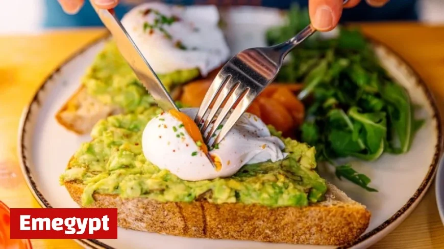 Why Do Avocados Brown So Fast and Are They Safe to Eat?