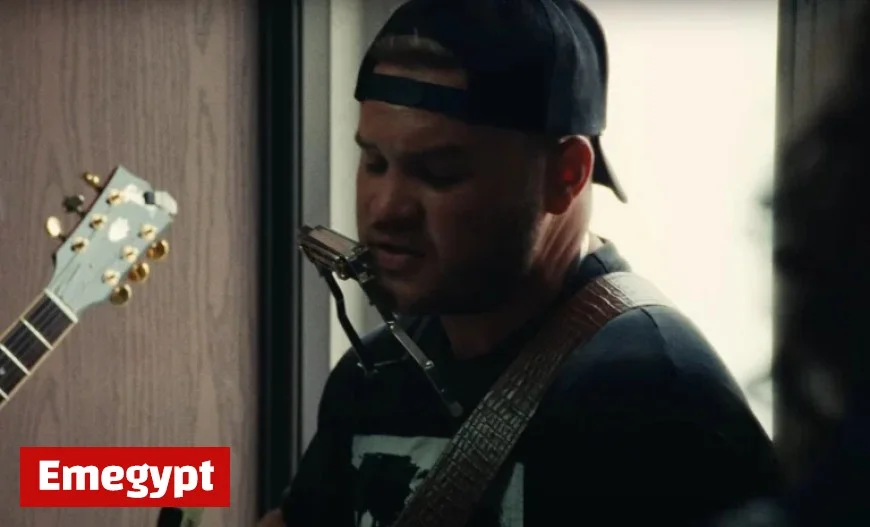 Zach Bryan Teases Politically Charged New Song Bad News with Powerful Line ICE Is Gonna Come Bust Down Your Door
