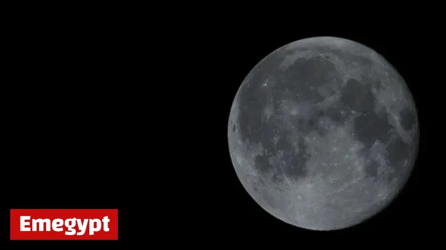 Discover When to Witness October’s Full Harvest Moon the First Supermoon of the Year