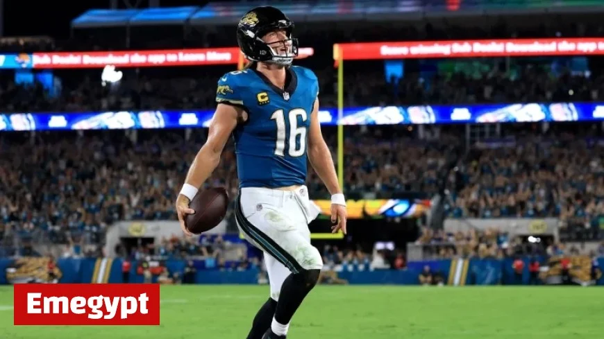 Trevor Lawrence Shines as Jaguars Edge Out Chiefs 31-28 in Thrilling Monday Night Football Clash