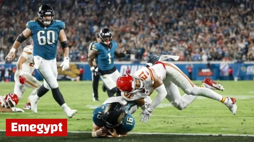 Jaguars QB Trevor Lawrence’s Unconventional Touchdown Seals Chiefs’ Defeat in another Painful Loss