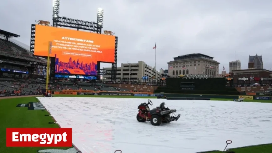 ALDS Game 3: Tigers vs Mariners Resumes After Almost Three-Hour Delay
