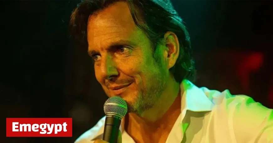 Discover the Latest Poster for Will Arnett’s Dramedy Is This Thing On Released by Searchlight Pictures