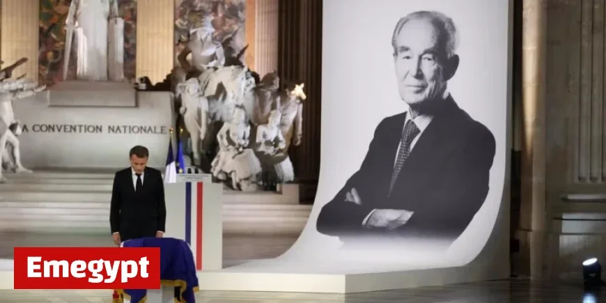 Live Coverage Robert Badinter at the Pantheon Emmanuel Macron Arrives for the Ceremony
