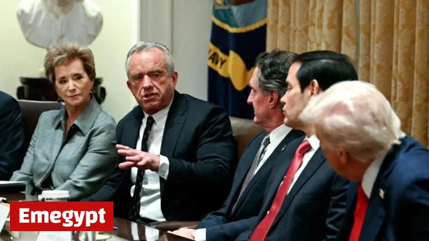 RFK Jr Astonished as Pregnant Mothers Protest Trump with Tylenol Tactics Pathological Reaction