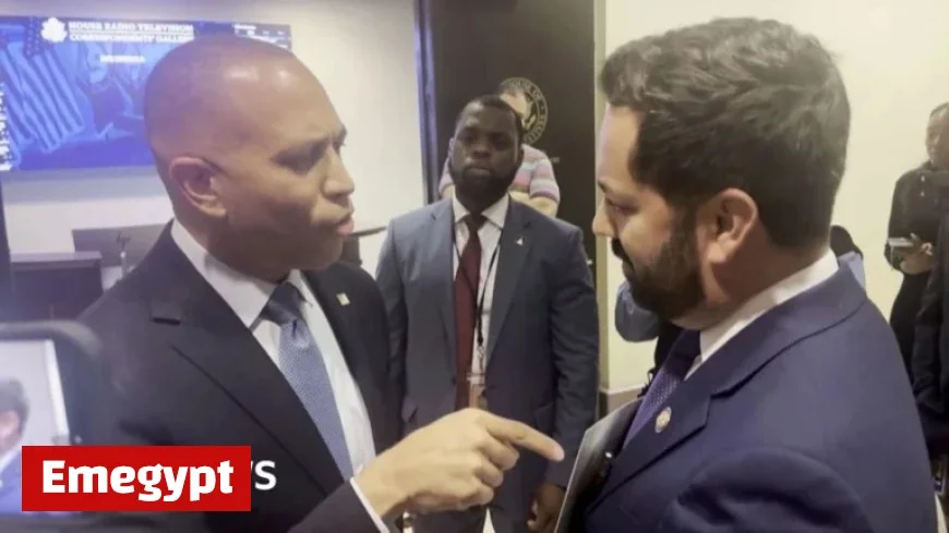 Jeffries Urges Lawler to Stay Silent in Tense Exchange
