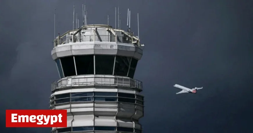 DOT Chief Warns Air Traffic Controllers of Job Termination for Work Absence