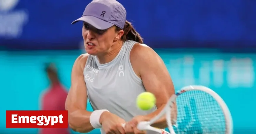 Iga Świątek Dominates Wuhan Match Securing Semifinal Spot in Just One Hour