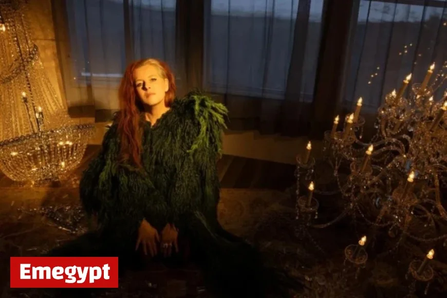 Neko Case Cancels Concert After Venue Refuses to Remove Armed Guard