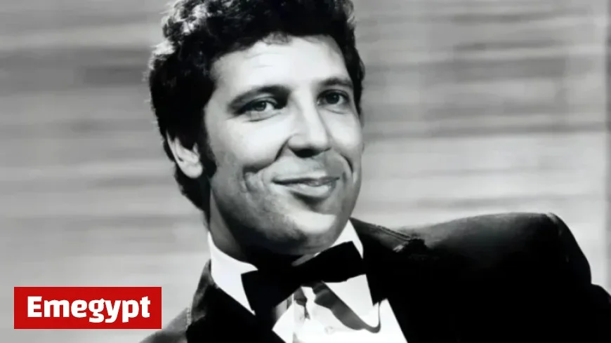 Tom Jones and Burt Bacharach Delight Fans with Raindrops Keep Falling on My Head Duet Performance