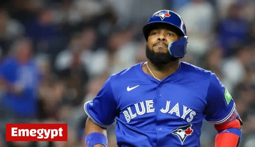 Yankees Fan Tosses Can at Vladimir Guerrero Jr.’s Family Before Critical Elimination Game Report Says