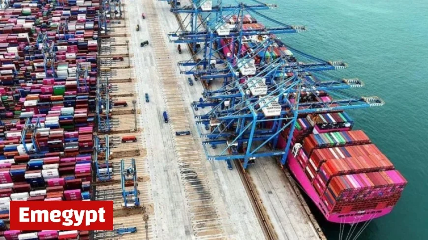 China Calls Out US Double Standards Amid New Tariff Threats