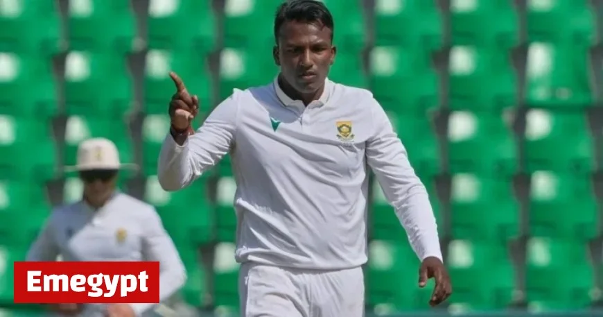 South Africa’s Spinner Muthusamy Takes 6 Wickets to Dismiss Pakistan for 378 in First Test