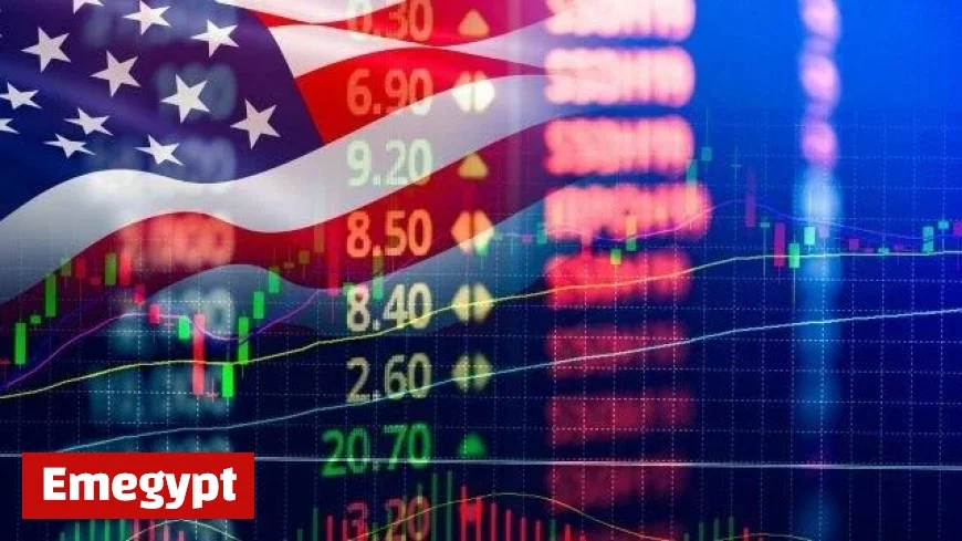 Nasdaq Forecast October 10th: Strategic Dip Buyers Eye Crucial Support Levels with Video Insight