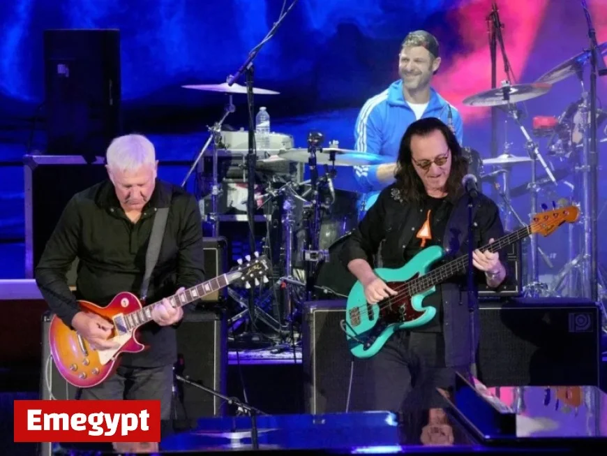 Alex Lifeson uncovers the hurdles of reuniting Rush for their comeback tour