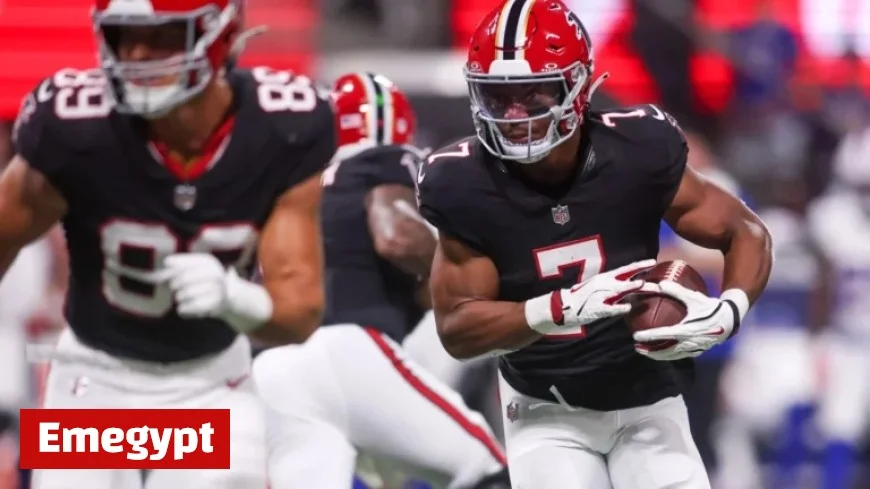 Bijan Robinson and Drake London Propel Falcons to Dominant 21-7 Halftime Lead on Monday Night Football