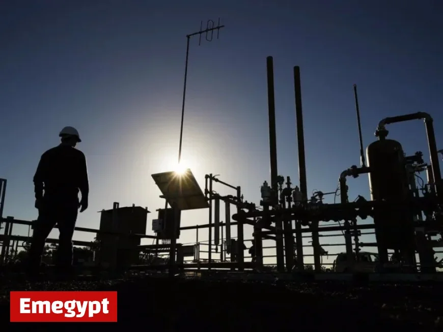 Santos Succession Race Heats Up as Top Candidate Abruptly Exits