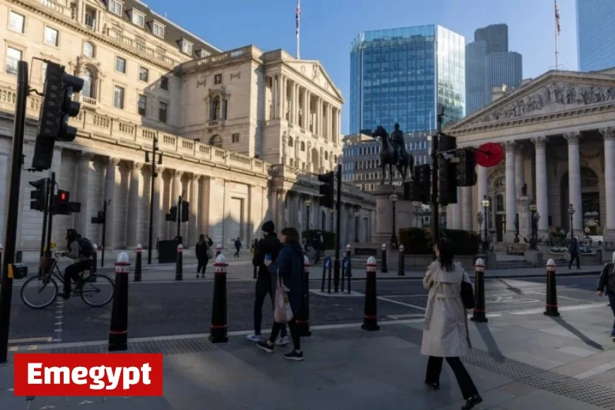 Pound Sterling Nears Two-Month Low with Increased Dovish Bets on Bank of England