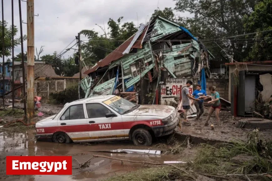 Torrential Rains in Mexico Cause Devastating Floods and Landslides Leaving 44 Dead
