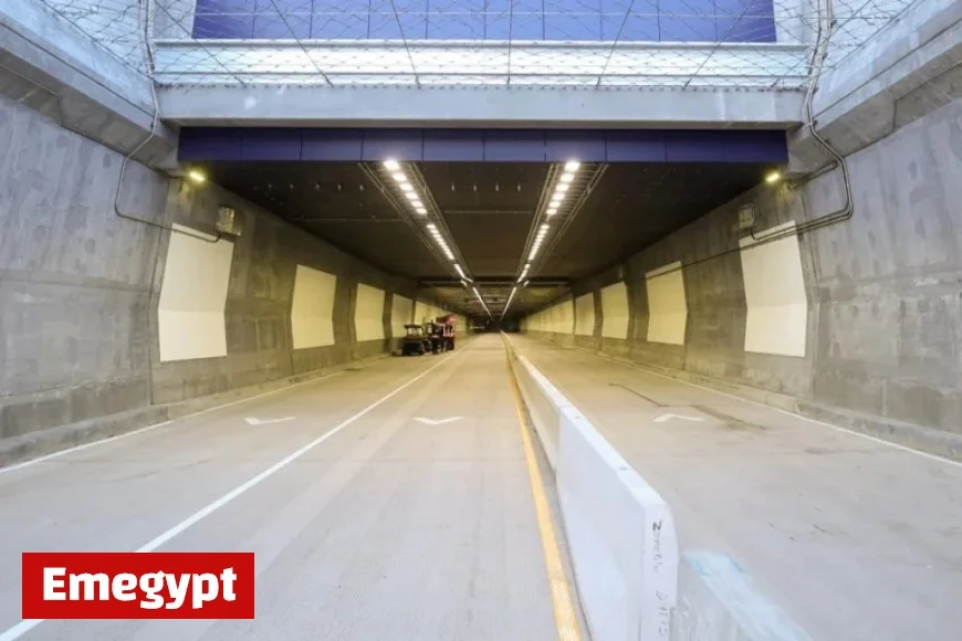 Truck Incident Causes Closure of Louis-H.-La Fontaine Tunnel on Highway A25 Southbound