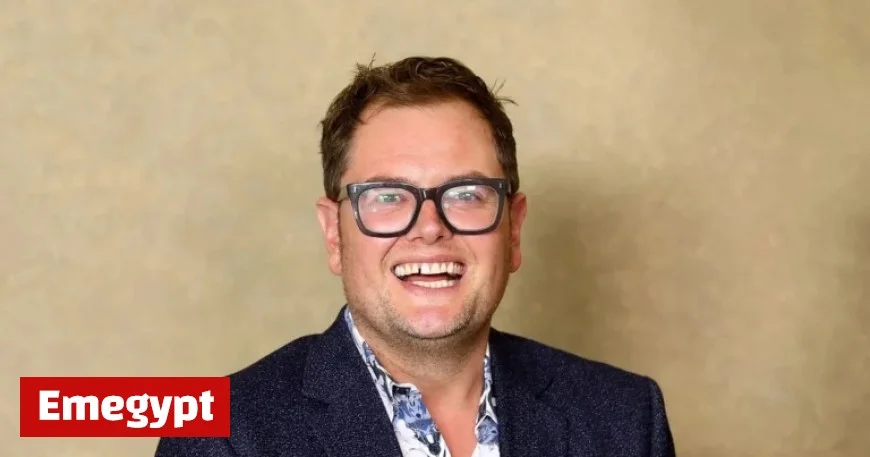 BBC Celebrity Traitors star Alan Carr seen enjoying night out at popular Birmingham bar and nightclub