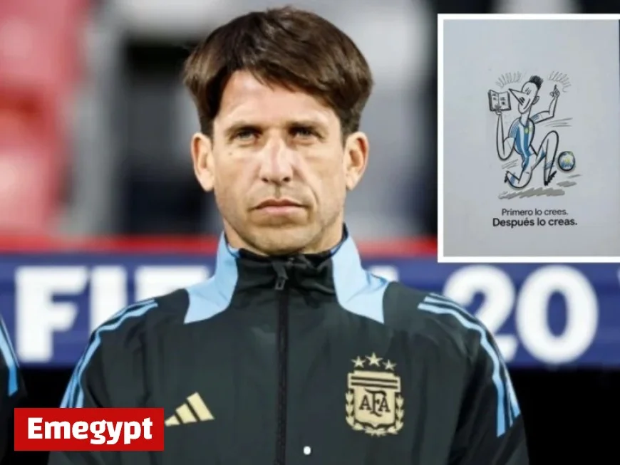 Diego Placente Surprises U20 National Team Players with Special Notebooks Ahead of World Cup Semifinal Against Colombia