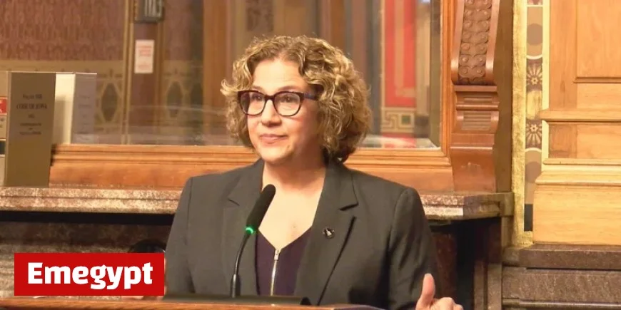 Governor Reynolds Lowers Iowa Flags to Half-Staff to Honor Senator Claire Celsi