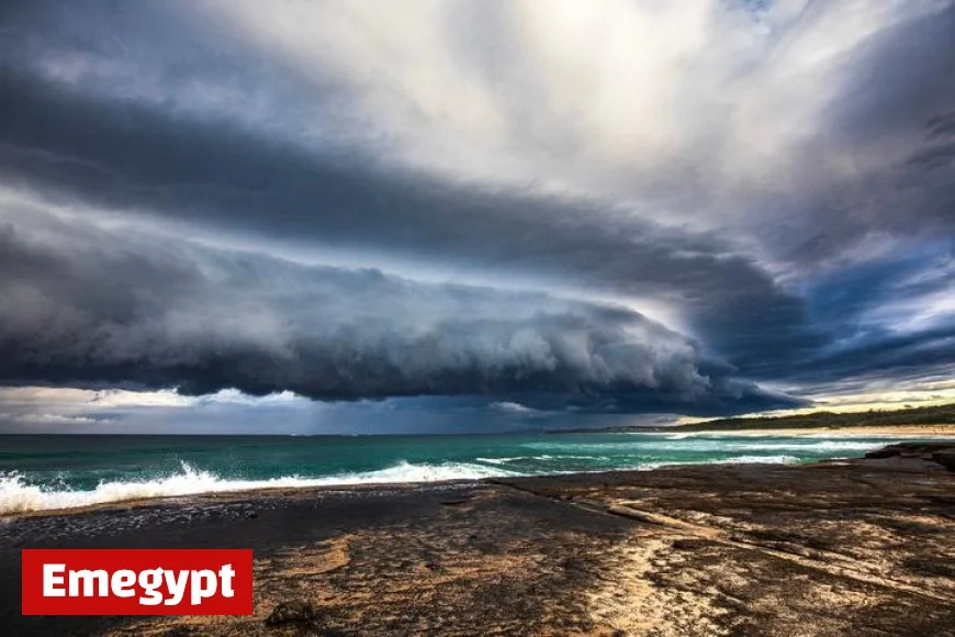 Thunderstorms NSW: Sydney weather flips from spring heat to severe storms today — timing, hazards, and what to do