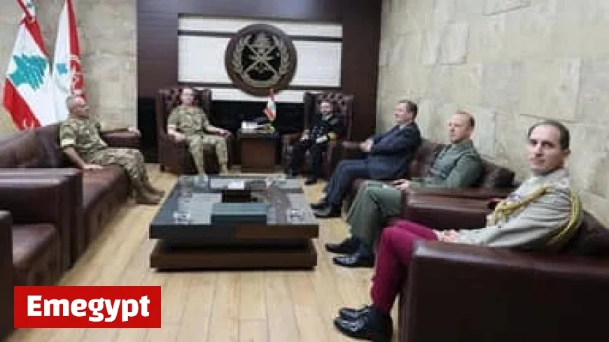 Army Chief Welcomes UK Defense Senior Advisor to Middle East and UN’s Plasschaert for Strategic Discussions