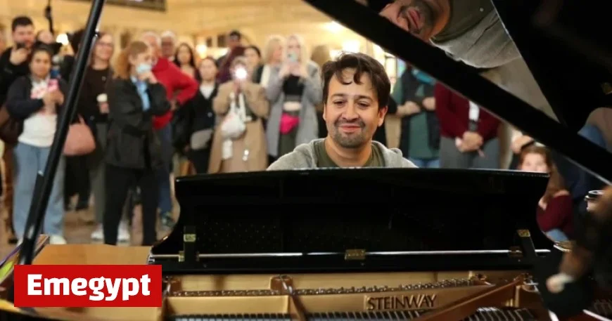 Lin-Manuel Miranda Gives Surprise Piano Performance at New York’s Iconic Grand Central Station