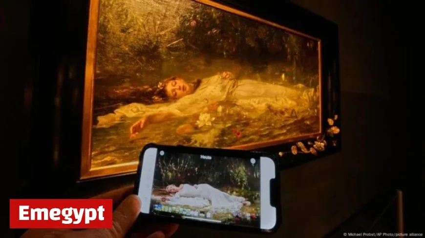 Swifties Gather at German Museum to Admire Iconic Ophelia Painting