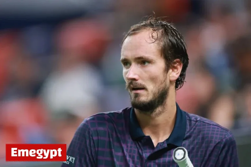 Daniil Medvedev Shares Coaches’ Insights on Improving His On-Court Behavior