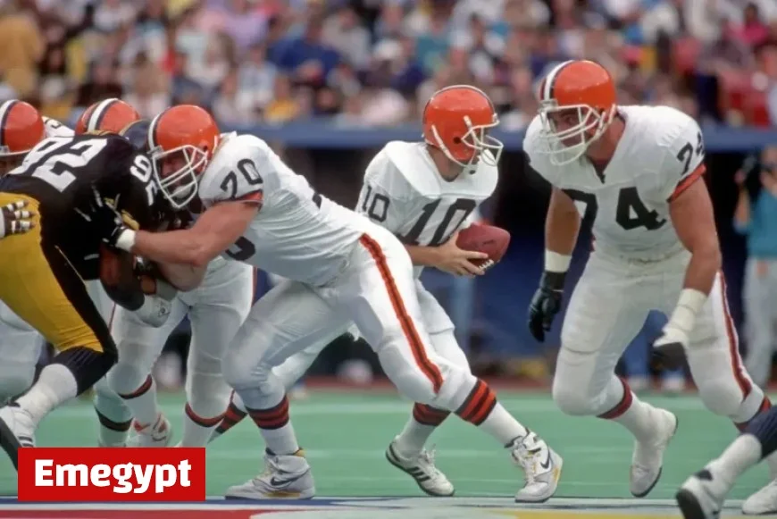 Tragic Passing of Former Notre Dame and NFL Star at 62 Shocks Fans