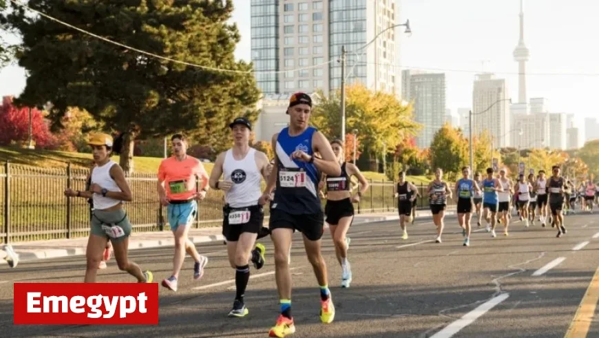 Essential Weekend Update: Toronto Waterfront Marathon Dominates the Streets